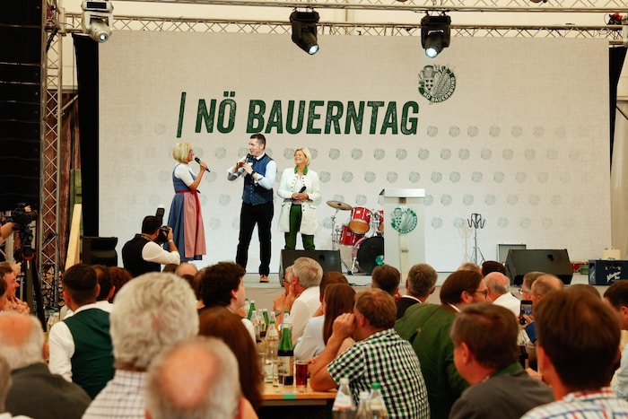 Alexander Bernhuber konnte im Wahlkampf auf die Unterstützung von Bauernbund-Chef Stephan ...