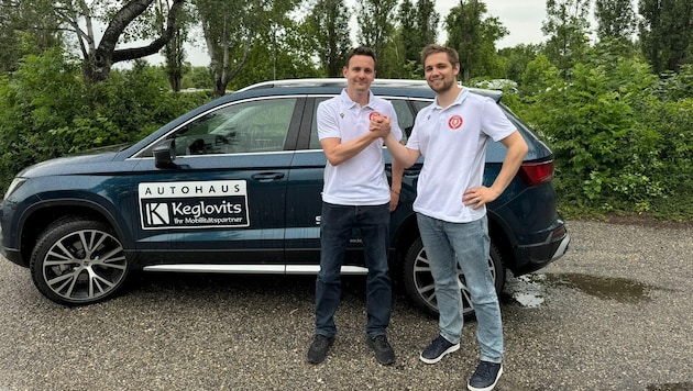 Neo-Trainer Benni Danek (li.) mit Traiskirchens Klubchef Paul Handler. (Bild: Traiskirchen Lions)