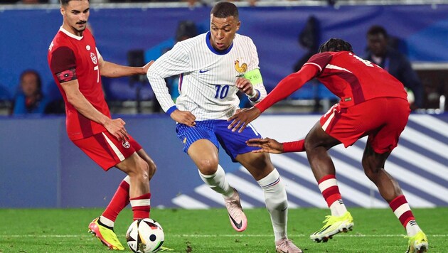 Team captain Mbappé came on as a substitute in the final test against Canada. (Bild: AFP or licensors)