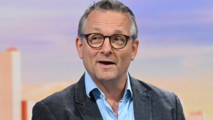 Die Diät-Tipps von Dr. Michael Mosley waren in Großbritannien sehr beliebt. (Bild: AP/Jeff Overs/BBC via AP)