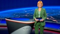 Moderatorin Christiane Wassertheurer im „ZiB 3“-Studio (Bild: ORF/Thomas Ramstorfer)