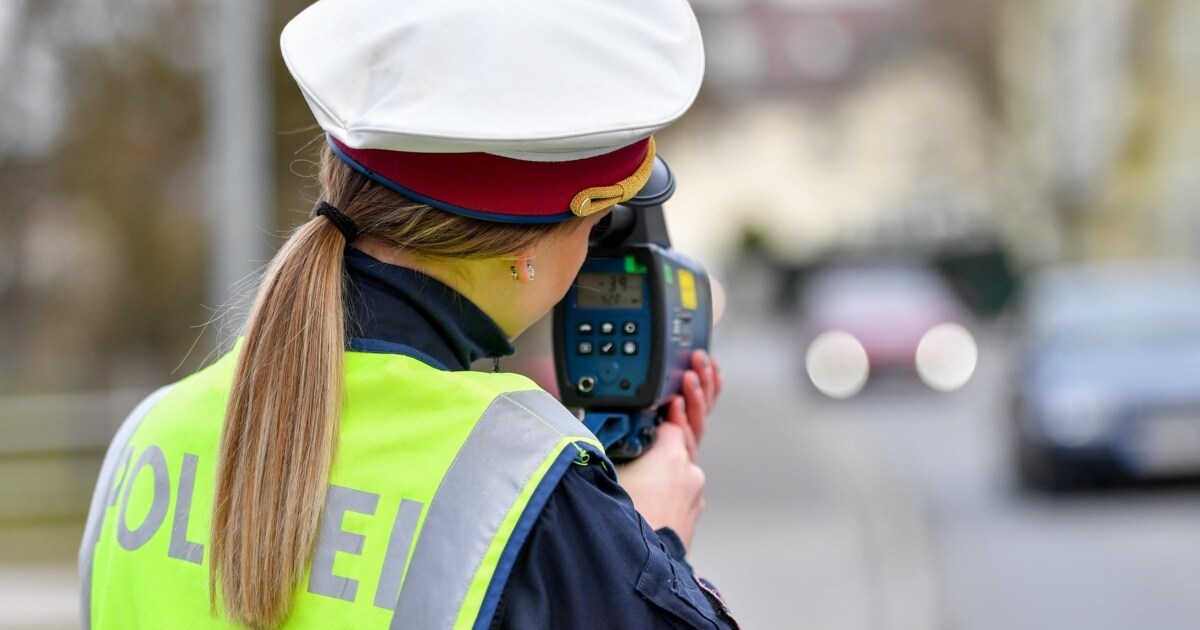 Jurist erklärt Gesetz Warum viele RaserAutos nicht versteigert