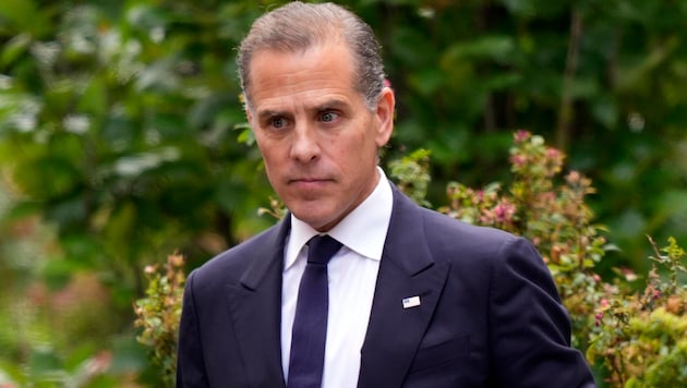 Hunter Biden babası için sorun yaratmaya devam ediyor. Mevcut seçim kampanyasında, yasadışı silah bulundurma mahkumiyeti çok sakıncalı. (Bild: APA/AP)