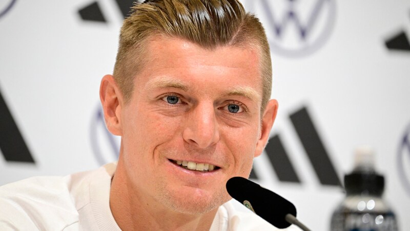 Toni Kroos schwärmt von Jude Bellingham. (Bild: AFP/Tobias SCHWARZ)