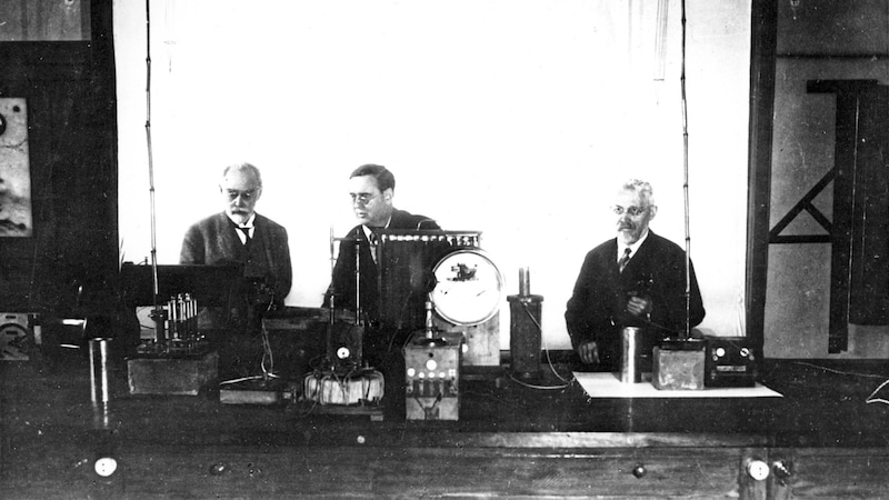 First "radio transmission" at the Graz University of Technology, 1904 (Bild: UMJ/Multimediale Sammlung)