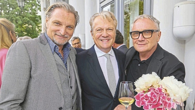 Stefan Jürgens unterhielt mit Einlage, Josefstadt-Direktor Herbert Föttinger war Conférencier & Mime Bernhard Schir. (Bild: Starpix / A. Tuma)