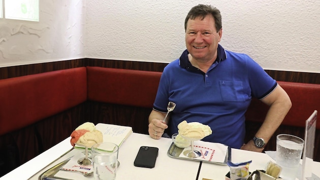 Sicherheitssprecher Christian Hursky (SPÖ) ist Stammgast beim Tichy. (Bild: Krone KREATIV/Martin Jöchl)