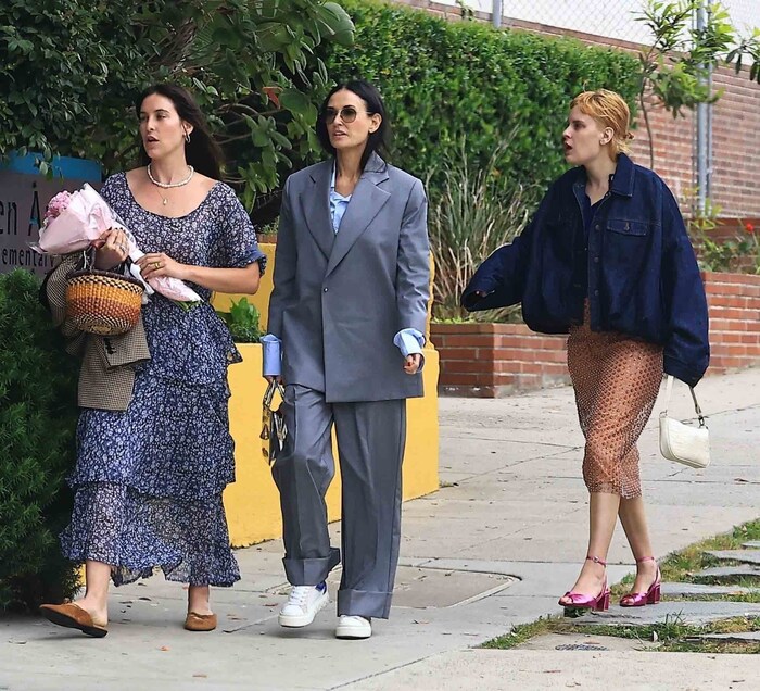 Demi Moore mit ihren Töchtern Scout und Tallulah.