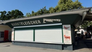 Die Rollläden sind unten, die Marktfleischer-Koje ist seit über einer Woche zu. (Bild: MaRu)