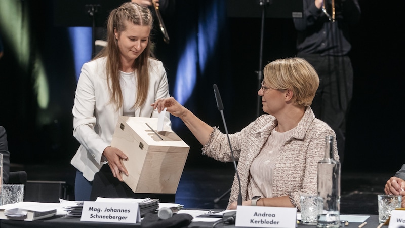 Die Stadträte Clemens Rauch (Grüne) und Eva-Maria Hämmerle (NEOS) stellten sich am Dienstagabend ebenfalls zur Wahl, erhielten aber nur 11 beziehungsweise 3 Stimmen. (Bild: Mathis Fotografie)