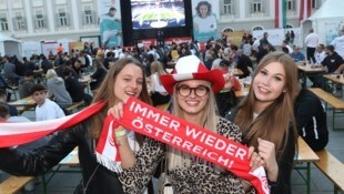 Auch die Damenwelt freut sich auf das Großereignis.