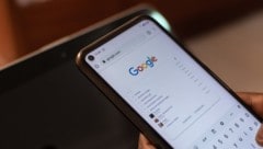 Geklagt wurde, weil die Google-Suchmaschine unter anderem auf iPhones als Standard im Safari-Browser eingestellt ist.  (Bild: stock.adobe.com/Confidence)