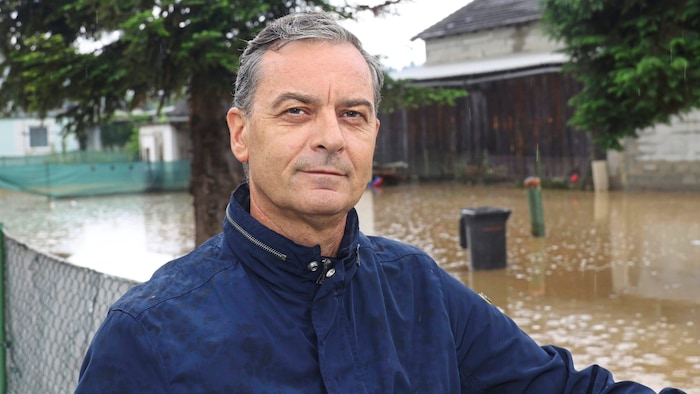 Bürgermeister Wolfgang Dolesch ist selbst ein Unwetter-Opfer.