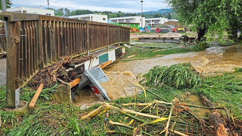 Graz'da Schöcklbach şiddetli yağışlar sırasında sürekli sorunlara yol açıyor. (Bild: Stadt Graz)
