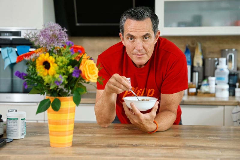 Der optimale Start in Philipps Tag – mit Müsli oder Schnittlauchbrot. (Bild: Holl Reinhard)