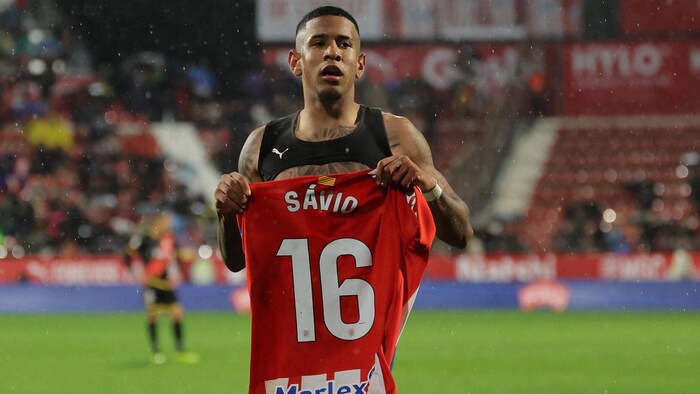 In der abgelaufenen Saison ging Savio für Girona auf Torjagd.
