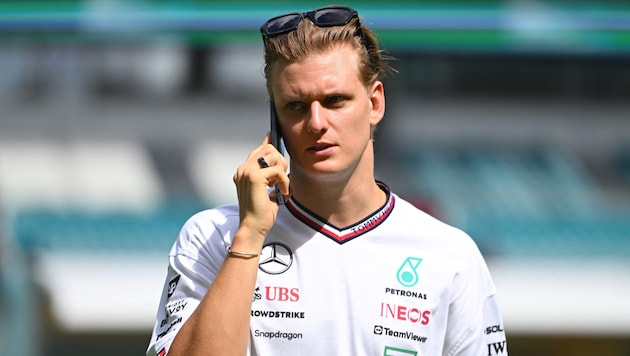 Mick Schumacher hofft auf ein Stamm-Cockpit in der Formel 1.  (Bild: AFP/APA/Getty Images via AFP/GETTY IMAGES/Rudy Carezzevoli)