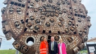 Judith Engel, Vorständin der ÖBB-Infrastruktur AG, Landeshauptmann-Stellvertreter Anton Lang und ...