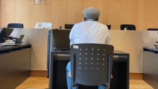 Die Verwechslung brachte ihm eine Geldbuße ein.