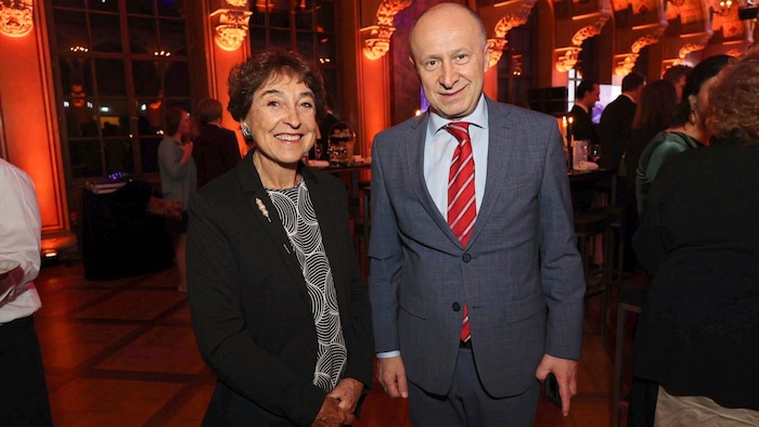 Ex-US-Botschafterin von Damm mit Ukraines Botschafter Chymynez