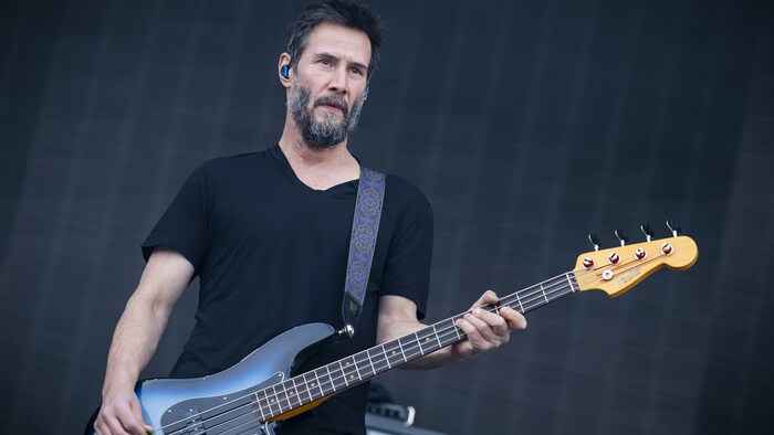 Der inoffizielle Headliner unter den Fans und Mitmusikern: Dogstar-Bassist und Hollywood-Legende ...