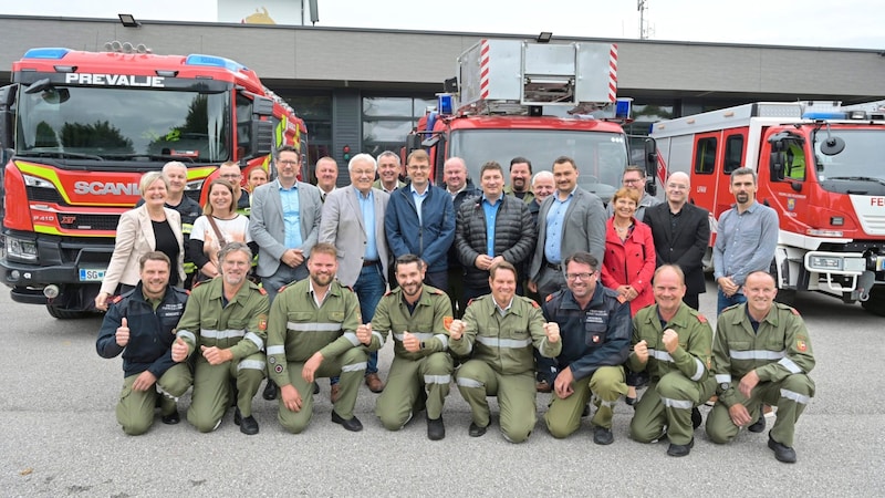 Geopark-Feuerwehren erhalten Geräte um rund 1,1 Millionen Euro. Die Freude ist groß. (Bild: Evelyn Hronek)