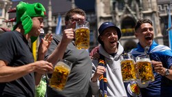 Die Schotten geben in München ordentlich Gas.  (Bild: AP/Ariel Schalit)