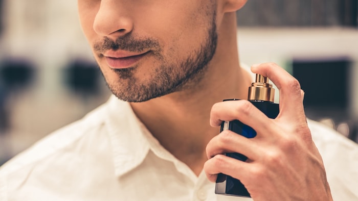 Women like it when "he" smells good.