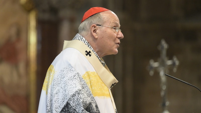 Cardinal Schönborn celebrates the funeral mass for Bierlein. (Bild: APA/Robert Jäger)