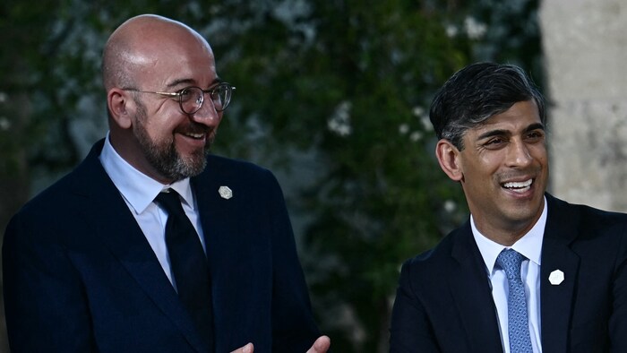 Von links: Charles Michel, Präsident des Europäischen Rats, und Großbritanniens Premier Rishi ...