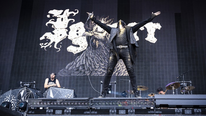 Ein Highlight des Tages: Die französische Opera-Electro-Metalband Igorrr um Mastermind Gautier ...
