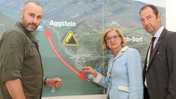 Pläne vorgestellt: Oberstleutnant Franz Hauser, Landeshauptfrau Johanna Mikl-Leitner und Gastro-Sprecher Mario Pulker (von links). (Bild: Zwefo)