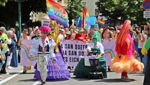 Es war laut, bunt und friedlich (Bild: Marion Hörmandinger)