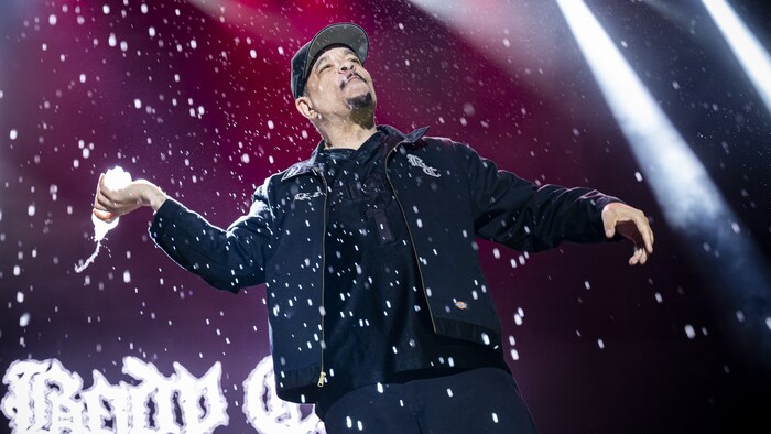 Definitiv der coolste Typ des diesjährigen Nova Rock: Body Count-Legende Ice-T drehte ordentlich ...