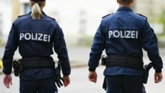 Die Salzburger Polizei hat jenen Mann ausgeforscht, der nahe der Stadtbrücke in St. Johann eine Frau verletzt hat. (Symbolbild) (Bild: APA/Eva Manhart)