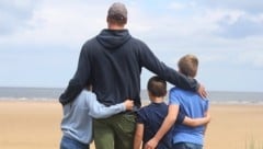 Das Vatertagsfoto von Prinz William mit seinen drei Kindern wurde im Mai von Prinzessin Kate an ...