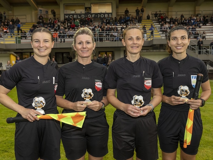 Fabienne Hofer, Cindy Müller, Biljana Iskin und Amina Gutschi leiteten das Finale.