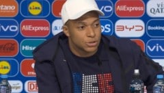 Kylian Mbappé redete sich bei einer Pressekonferenz in Rage – über politische Themen. (Bild: twitter.com/DataFutebol)