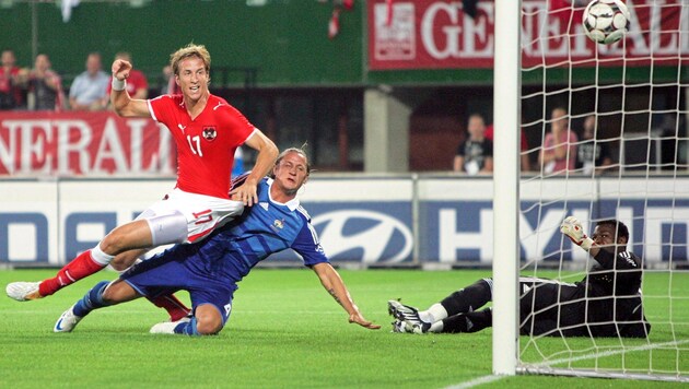 Der Dosenöffner beim letzten Sieg gegen Frankreich: Janko (li.) traf früh zum 1:0.  (Bild: Helmut Fohringer / APA / picturedesk.com)