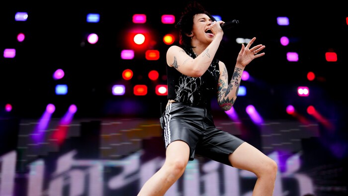 Konzert der Band Hot Milk zu Festivalbeginn