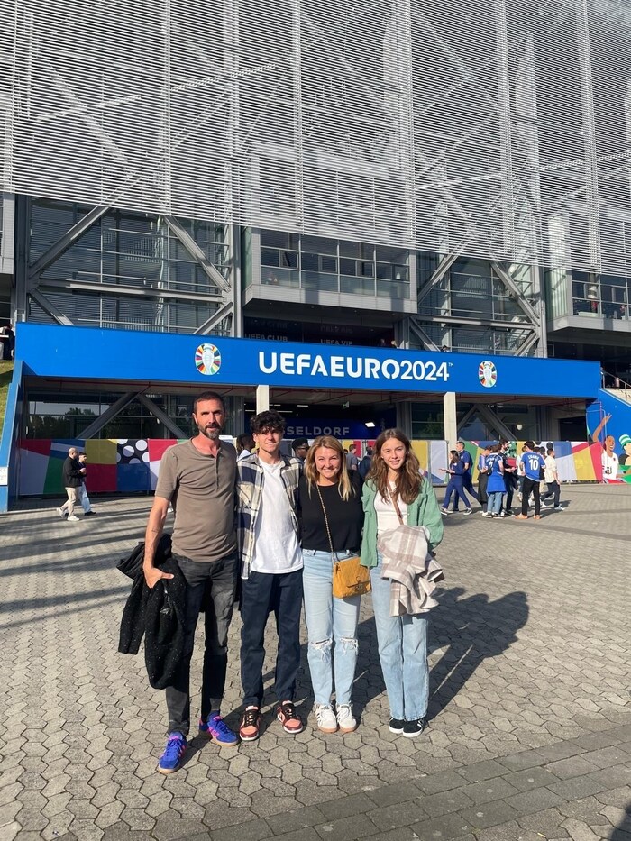 Martin Stranzl was at the Austria game in Düsseldorf with his son Elias, wife Elke and daughter ...