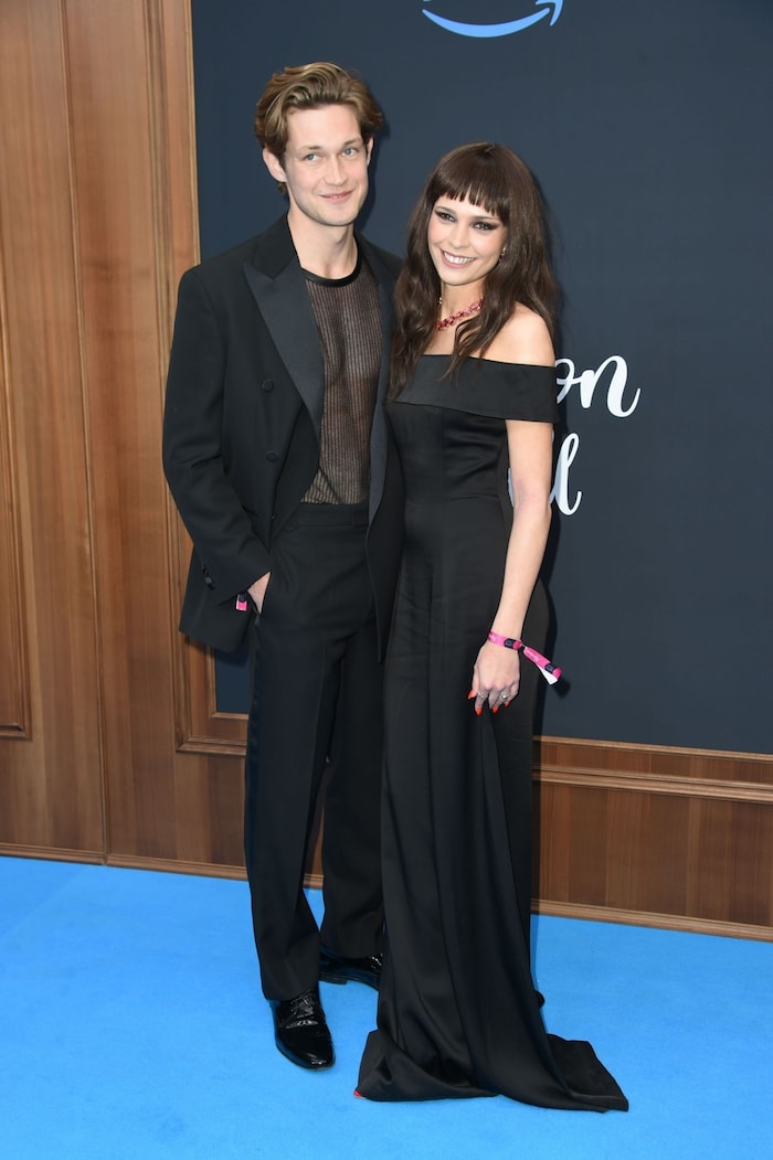 Harriet Herbig-Matten and Damian Hardung are an absolute dream couple!