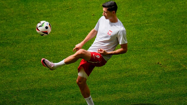 Robert Lewandowski: Reicht die Zeit bis Freitag? (Bild: AP)