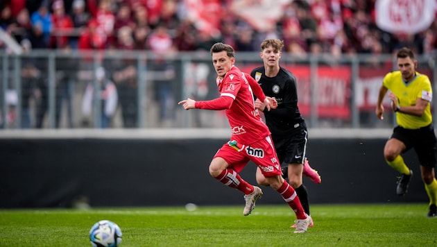 Christian Lichtenberger (in Rot) bekommt in der Offensive des GAK Verstärkung. (Bild: GEPA pictures)