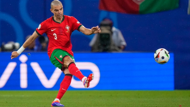 Pepe machte am Dienstag sein 138. Spiel für Portugal. (Bild: Copyright 2024 The Associated Press. All rights reserved)