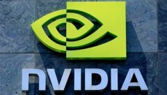 The AI hype propelled Nvidia's share price to astonishing heights - but now it seems to have come to a halt. (Bild: APA/AP/Jeff Chiu)