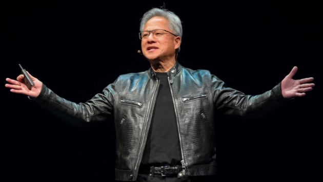 Nvidia-Chef Jensen Huang – durch den KI-Boom mittlerweile der neuntreichste Mensch der Welt. Geschätztes Vermögen: 127,2 Milliarden US-Dollar. (Bild: APA/AFP/Sam Yeh)