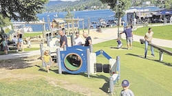 Der Spielplatz wird gut genutzt – auf Klos wurde allerdings vergessen. (Bild: Hermann Sobe)