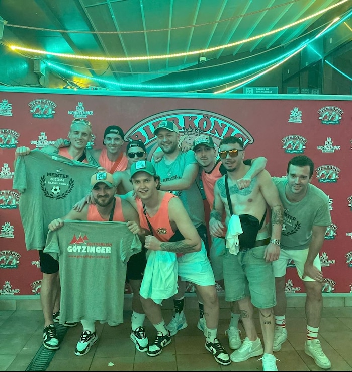 Ein Teil der Mannschaft feierte auf Mallorca unter anderem im Bierkönig.