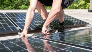 Der Solarboom macht den Ausbau von Stromnetzen notwendig, aber auch jenen von Speichermöglichkeiten. (Bild: Hansesun)